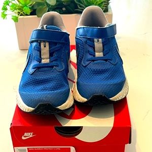 Nike Revolution Running Shoes